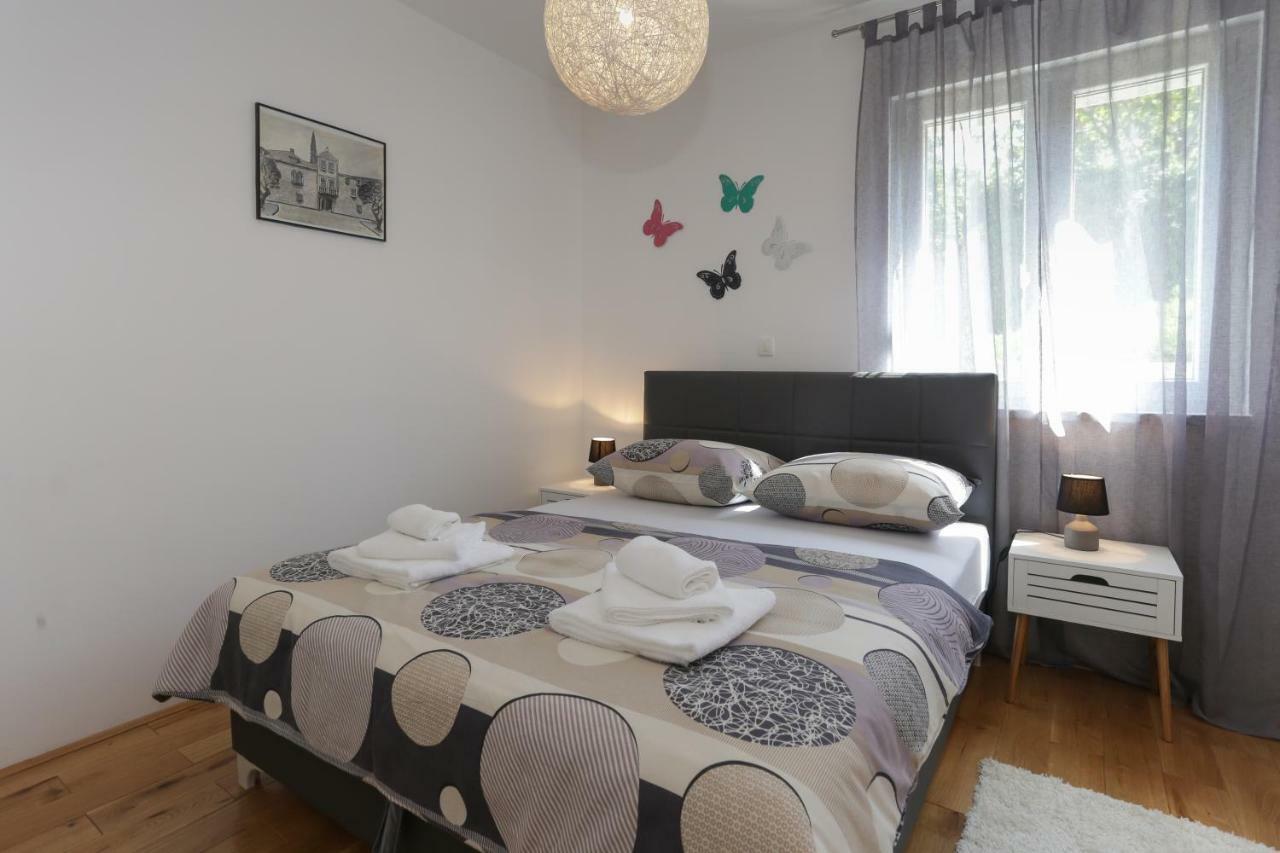 Life - New And Luxury Holiday House Kaštela Zewnętrze zdjęcie