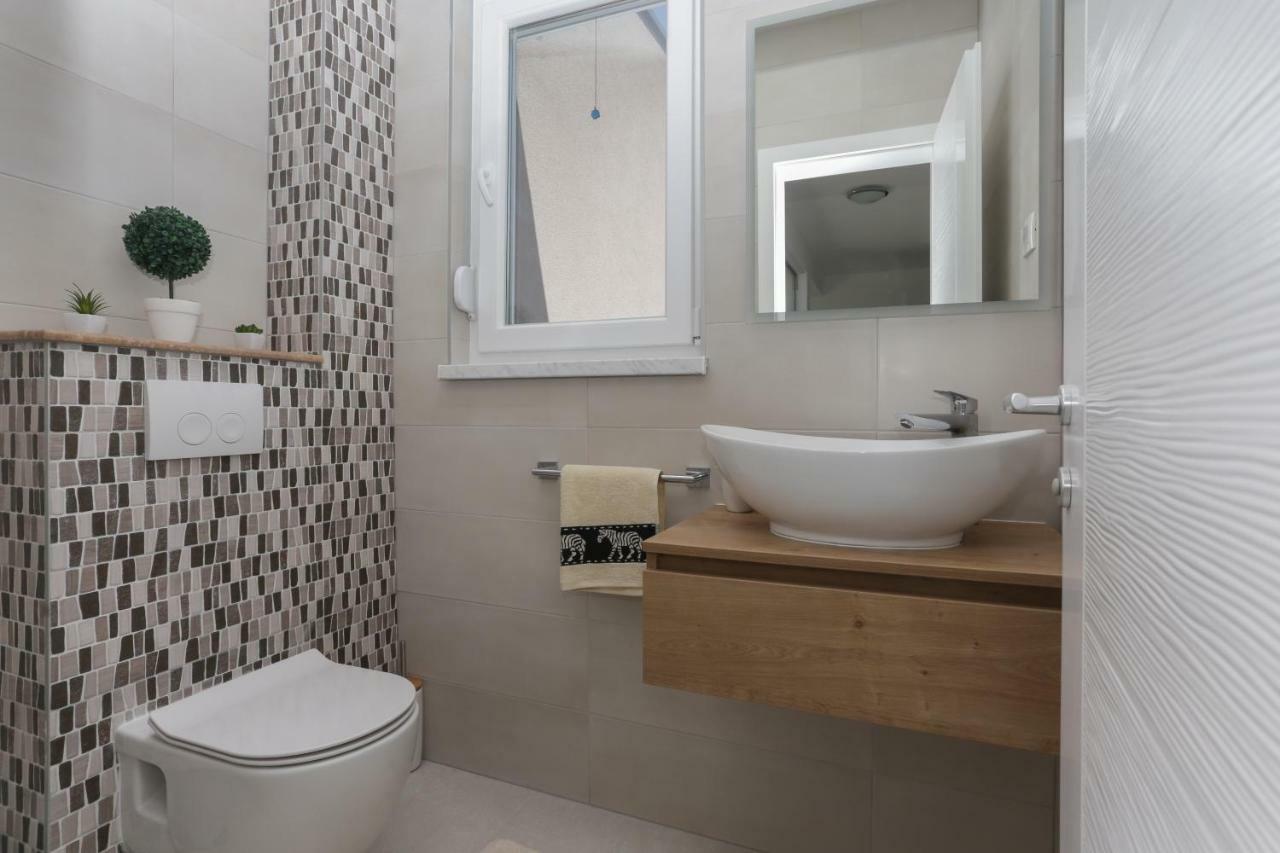 Life - New And Luxury Holiday House Kaštela Zewnętrze zdjęcie